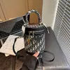 2026 Nova Bolsa Feminina de Moda Transfronteiriça com Design Estampado, Bolsa Saco Simples com Letras de Estilo Coreano de Alta Qualidade