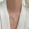 Collar con Colgante de Fortuna de Perla para Mujer, Colgante Redondo Hueco de Carácter de Fortuna de Lujo Ligero, Elegante Cadena para Clavícula Estilo Retro Chino, Accesorio para el Trabajo