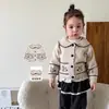 Azúcar de pera ropa infantil niña cárdigan de punto otoño nuevo estilo suéter abrigo infantil de dibujos animados Ropa de bebé Clase A