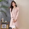 Vestido de Alta Gama Estilo Francés Inspirado en Chanel, Nuevo Modelo Primavera y Otoño 2026, Extremadamente Hermoso, Elegante, Ceñido, Vestido de Manga Larga