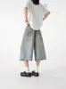 Jeans de Sete Pontos com Design Rasgado Retrô para Homens e Mulheres Lavagem Americana Desgastado Solto Reto Shorts Tendência Atacado