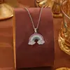 Collar de Nube Arcoíris con Circonia de Colores, Pieza Curativa Única para Niñas, Juguetón y Versátil, No se Desvanece, Cadena Fina Atmosférica para Clavícula