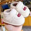 Zapatos para niños pequeños de invierno con felpa gruesa, zapatos para bebés principiantes de 1 a 2 años, zapatos de suela blanda antideslizantes