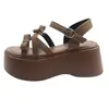 Sandalias Koreanas de Suela Gruesa para Mujer, Estilo Francés, para Aumentar la Altura, Moda de Verano 2026, Modelo Nuevo Caliente, Estilo Nuevo Súper Popular, Adecuadas para Combinar con Vestidos, Zapatos de Cuña