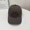 Gorra de Béisbol Bordada de Gato Lindo para Mujer, Sombrero Versátil de Ala Ancha para Estudiantes de Primavera y Verano, Protección Solar, Gorra con Visera para Adelgazar el Rostro