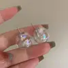 Pendientes de Perla de Sirena Blancos Deslumbrantes Estilo Coreano Aguja de Plata Imitación, Diseño de Lujo Ligero de Nicho, Pendientes Dulces y Elegantes de Personalidad para el Viaje Tendencia