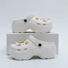 Zapatos perforados de moda, impermeables y frescos, estilo nuevo para niñas, sandalias de punta cerrada, cómodas para el baño, versátiles, sencillas, antideslizantes y lindas