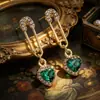 Novos Brincos de Coração com Flor Incrustada de Diamantes Verdes, Modernos e Personalizados para Mulheres, Frescos, Doces e de Luxo Leve, Atacado