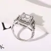 Huajie desea anillo de circonita microincrustada personalizado de moda AliExpress anillo femenino de lujo ligero suministro directo de fábrica