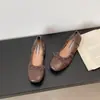 Bailarinas de punta fina estilo francés para mujer, nueva colección de otoño 2026, Mary Janes sin cordones con un diseño suave y elegante