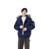 Nueva chaqueta de algodón estilo retro americano 2026, estilo parka corta, engrosada y forrada de polar para abrigar, corte holgado y protección contra el frío