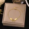 Nova Pulseira de Aço Titânio que Não Desbota, Fashion e Versátil, Popular em Transmissões ao Vivo, Joia Exclusiva de Alto Padrão Feminina em Ouro 18K