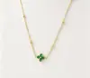 Moderna y Sencilla Cadena de Cuatro Hojas Incrustada con Circonita Acero de Titanio Versátil Pulsera de Flor de Acero de Titanio Joyería para Niñas que no se Desvanece