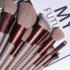 Set Completo de 13 Piezas de Brochas de Maquillaje Rosas, Kit de Brochas Cosméticas para Rostro y Ojos con Cerdas Sintéticas Suaves