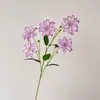 2 nuevas flores de lirio pequeñas de pétalos pesados de color elegante para decoración de bodas, diseño de flores para auditorio de bodas y hoteles.