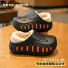 Pantuflas de Algodón para Niños Invierno Niños Niñas 26 Nuevas con Felpa Engrosada Exteriores Impermeables Cálidas Zapatos de Algodón para Bebé Cubierta de Talón