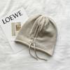 Gorro de punto de color sólido con correa para mujer, estilo retro, estilo coreano, cálido, de lana, para otoño e invierno, con cara pequeña