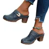 Sandalias de Mujer de Tacón Grueso y Alto de Nuevo Estilo Transfronterizas Europeas y Americanas Talla Grande con Agujeros Color Sólido Chanclas de Cuña con Punta Grande
