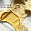 Ropa nueva para perros de cuatro patas, suave y acogedora, con estampado de estrellas a rayas y capucha, para otoño e invierno, venta al por mayor para perros pequeños y medianos, ropa cálida para el hogar