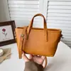 Bolso Bandolera Colgante Verano Juventud Nuevo Estilo 2026 Coreano Simple Moda Bolso Pequeño Sensación de Mano Fresa Diario Inclinado Hombro Único