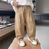 Calças Casuais Masculinas Estilo Coreano 2026 Novo Modelo Calças da Moda de Outono para Crianças Calças Longas Frescas e Estilosas para Bebê Roupas para Crianças Pequenas