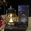 Lanterna Retrô Transfronteiriça Luz Eletrônica de Vela LED Lâmpada a Óleo Pequena Portátil Ornamento de Decoração para Atmosfera de Natal Halloween
