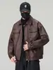 Jaqueta Masculina 2026 Outono Nova Retro Merade Couro PU Masculina Tendência Solta Motociclista Gola Lapela Roupa Exterior Outono