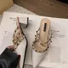 2025 Couro Genuíno Salto Bloco Rivet Francês Salto Alto Bico Fechado Mules Chinelos com Tachas Salto Bloco Sandálias Femininas Bico Fino