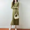 Novo Suéter 100% Lã Outono e Inverno Vestido de Gola Redonda Feminino Saia de Lã Confortável e Quente Design Torcido Base de Caxemira