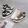 Tenis de caña alta para mujer, nueva colección otoño/invierno 2026, forrados de felpa y engrosados para abrigar, modernos y versátiles, zapatillas deportivas de suela gruesa, modelo 5609