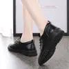 Zapatos Casuales Planos para Mamá Slip-ons Cómodos Zapatos de Viaje Zapatos de Cuero Genuino para Mujeres de Mediana Edad Versátiles Zapatos Perezosos Venta al por Mayor Transfronteriza Dropshipping