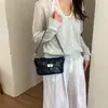 Bolsa de ombro texturizada transfronteiriça para mulheres, novo modelo 2026, bolsa de ombro de alta qualidade para trabalho e deslocamento, bolsa transversal com corrente e padrão de diamante