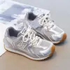Zapatos blandos para niñas tipo Forrest Gump, nueva colección otoño 2026, zapatillas de entrenamiento de malla unisex alemanas, zapatos deportivos casuales y populares estilo coreano