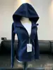 Sudadera con capucha rosa ajustada, chaqueta corta para mujer, atuendo estilo coreano para principios de otoño de 2026, top que ciñe la cintura