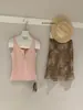 WGWE9999 Guangzhou Trece Líneas Ropa para Mujer Verano 2026 Nuevo Camisola de Cuello Semiabierto Ajustado Top Delgado