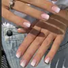 Europeu e Americano Mais Vendido Simples e Fashionável Quadrado Europeu Unhas Usáveis Sexy Elegante Adesivo de Unha Atacado Manicure Gradiente Rosa e Branco