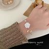 Flor de rosa vintage perla barroca temperamento Corea del Sur pulsera pulsera de amigas femenina flor blanca pulsera dulce