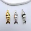 Pingente de Peixe Koi Móvel Cor Preservada Banhado a Ouro Cobre DIY Colar Pulseira Pingente Artesanal com Charme "Prosperidade"