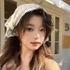 Elegante Pañuelo para la Cabeza Estilo Francés, Bufanda Triangular de Encaje Blanco, Delgada Diadema Retro, Versátil para Mujeres en Primavera y Verano