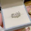 Anillo Dulce Versátil de Moda con Diseño de Nicho de Alta Gama, Anillo Abierto Ajustable para Dedo Índice, Joyería de Lujo Ligero Estilo Ins para Mujeres