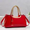 Bolsa feminina de couro brilhante 2026 novo modelo bolsa transversal feminina casual versátil moda tendência bolsa de mão de alta qualidade grande capacidade