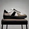 Tênis de Treino Panda para Homens 2026 Sapatos de Viagem de Primavera Sola Grossa Aumentador de Altura Tênis Esportivo Casual Versátil Tendência