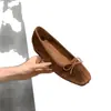 Aumento de altura interior 4 cm ~ Otoño 2026 nuevo bailarinas de terciopelo versátiles estilo francés con punta poco profunda y suela suave, perfectas para ir al trabajo y el uso diario