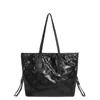 Bolsa Tote Tendência Estilo Coreano Outono 2025 Nova Grande Capacidade Elegante de Ombro Único ou Sob o Braço Bolsa de Mão com Letra em Relevo