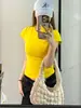 Camiseta Básica Feminina Manga Curta Multicor Slim Fit com Ajuste na Cintura, Top com Ombro Normal, Camiseta Simples e Estilosa de Verão Jovem