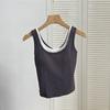 Nuevo Estilo Primavera y Verano Camisola Chica Picante con Copas, Adecuada para Uso Interior y Exterior, Diseño Falso de Dos Piezas con Colores Contrastantes y Diseño Hueco, Elegante Top sin Espalda