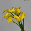 Decoración Floral para el Hogar al por Mayor Transfronteriza Lirios de Calas de Tacto Real de Tamaño Mediano para Arreglos Florales de Sala de Estar y Mesa de Comedor Flores Artificiales