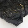 Collar Pequeño Cuadrado de Acero de Titanio de Lujo Ligero Estilo Francés para Mujer, Cadena Versátil para Clavícula Estilo Europeo y Americano con un Diseño Único