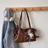 Bolsa Retro de Couro com Cera de Abelha Feminina Grande Capacidade 2025 Nova Outono e Inverno Casual Nicho Bolsa de Ombro Único Bolsa de Axila Bolsa para o Trabalho
