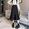 Nueva colección Primavera/Verano 2026: Falda midi negra de cola de pez para mujer, con un diseño elegante, cintura alta, silueta de línea A estilo coreano y un corte que se ajusta al cuerpo